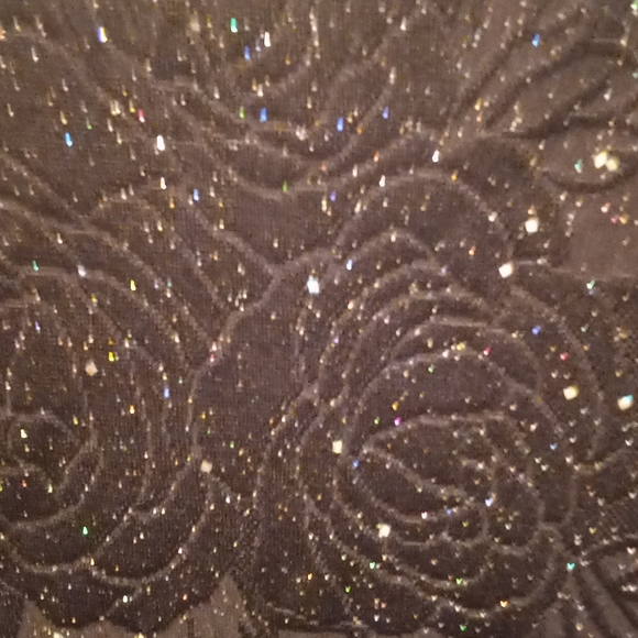 Top - Picture 3 of 6